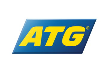 Ruotsalaisen peliyhtiön ATG:n logo. Logo on keltainen ja siinä on kolme kirjainta. Taustalla on sinistä ja valkoista väriä.