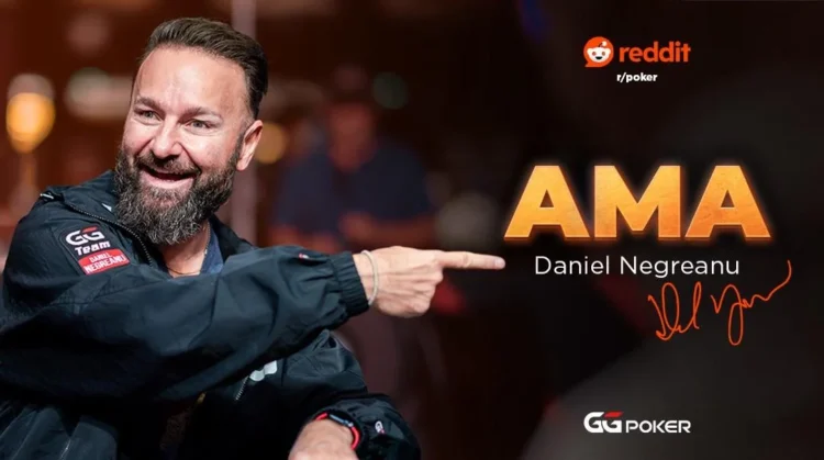 Daniel Negreanu istuu mustassa hupparissa ja osoitaa sormellaan kuvassa oikealla näkyviä tekstejä AMA, Reddit, GGpoker