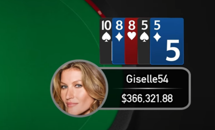 Nettipokeriavatar, jossa on naisen kasvokuva. Yläpuolella on viisi pelikorttia.