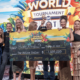 World Series of Slots 2025 -voittaja miljoonan dollarin palkintoshekin kanssa