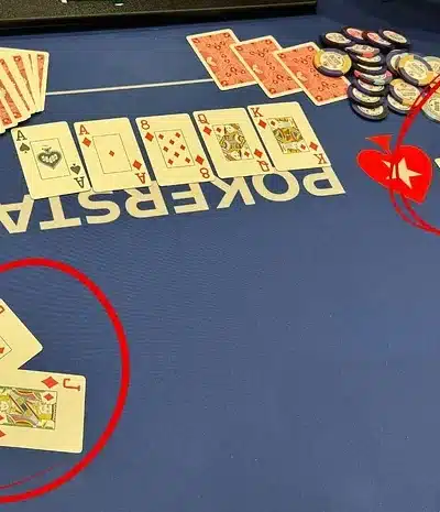 Ässäneloset vastaan kuningasvärisuora NAPT Las Vegasissa