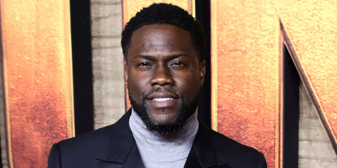Kevin Hart poseeraa punaisella matolla