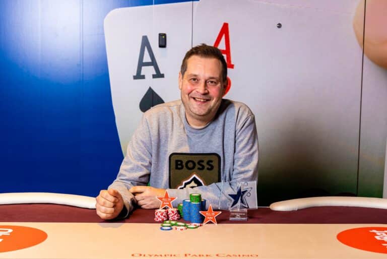 Jethro Rostedt pokeripöydässä voittajana