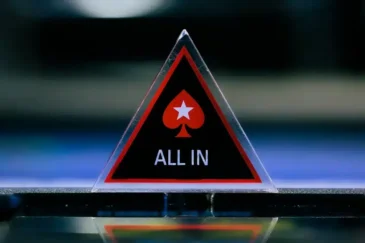 Pokerstarsin legendaarinen palkinto nimeltään All-In Triangle