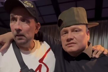 Ilari Sahamies ja Veli-Pekka Alakorva nettipokeri.comin Julkkispeleillä Bratislavassa kaulakkain