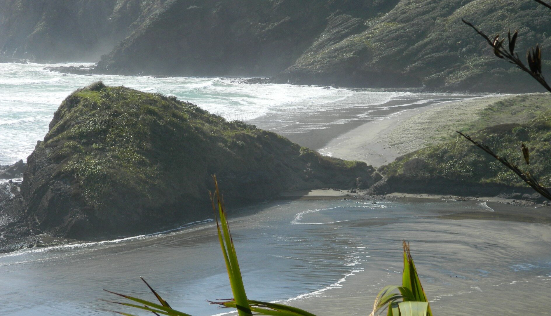 Vapaan lisenssin kuva osoitteesta https://www.publicdomainpictures.net/en/free-download.php?image=scenic-new-zealand&id=102212